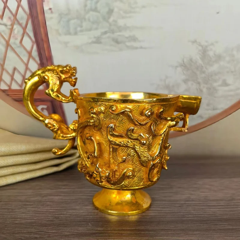 Antique and miscellaneous collectibles: Qing Dynasty Qianlong era gilded Pixiu wine , five-dragon cup, craft gift