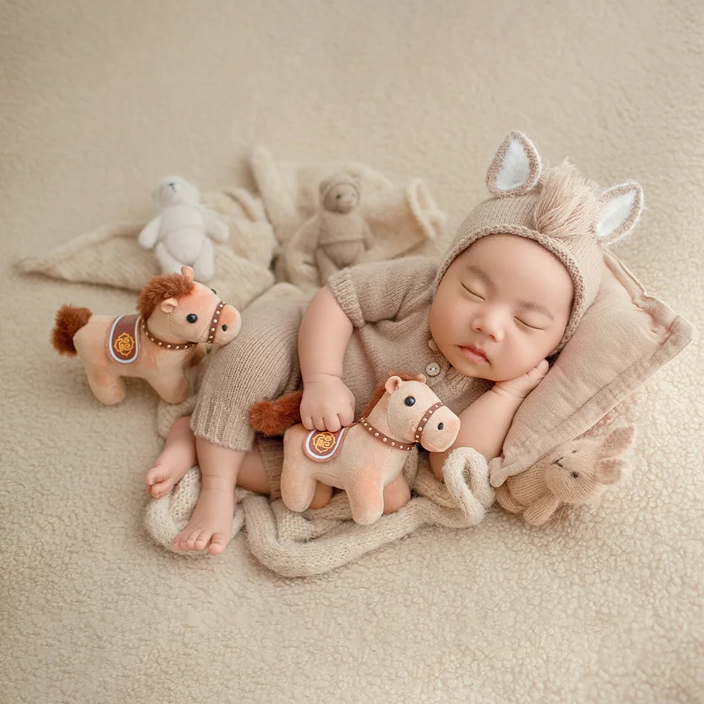 Baby Milestone Photo Props Horse Themed Knitted Pony Costume Mini Animal Doll Props for Studio Newborn Growth Memory Photography
