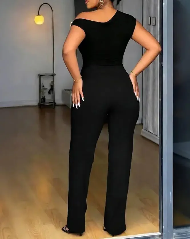 

2026 New Women's Two-Piece Slanted Neck Top and Elastic Waist Flared Pants with Metal Details