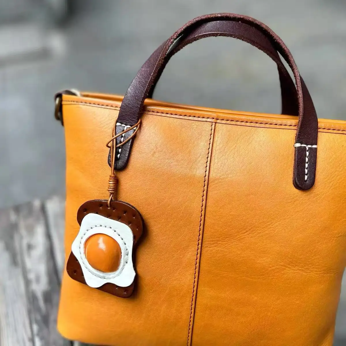 Creative Vintage Toast Egg Handmade Leather Bag Charm Cute Quirky Hanging Decoration Fun Bag Egg Purse Hanging Accessory