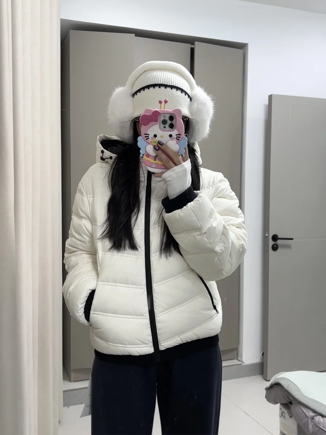 

Стильная утепленная хлопковая куртка с капюшоном для женщин: модная, повседневная, универсальная, с длинными рукавами, на молнии, цветное пальто