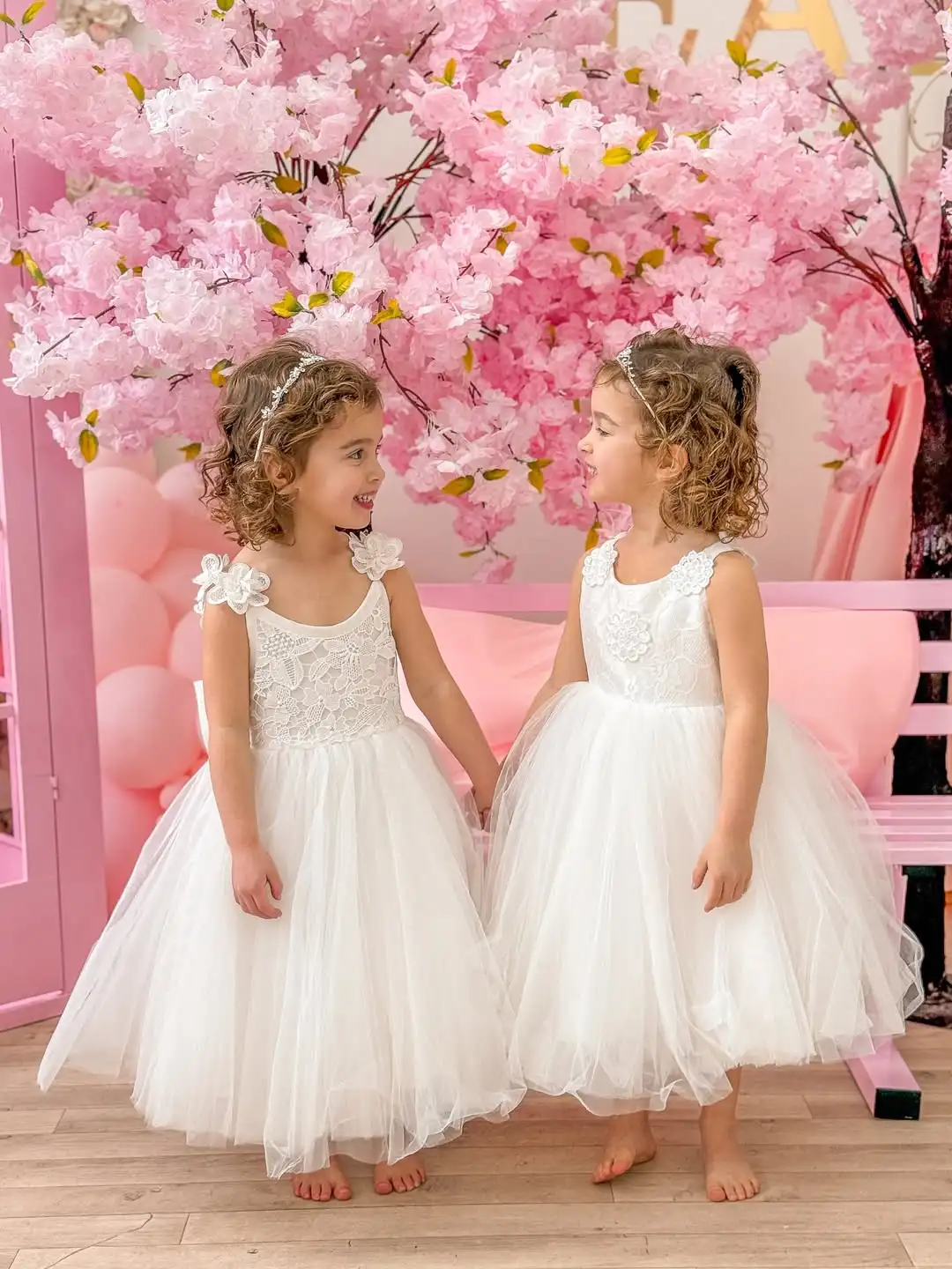 Prinzessinnen-Blumenmädchenkleid für Hochzeit, ärmellos mit Schleifen, Spitze, Taufkleider für Kleinkinder, Erstkommunionkleider, individuell gestaltet