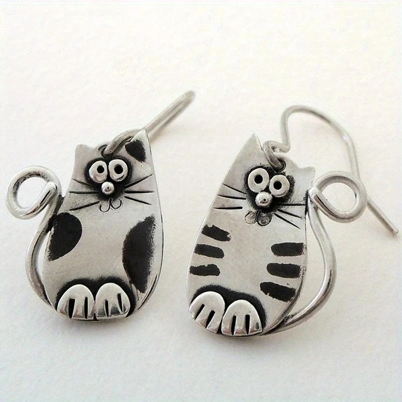 Vintage cat style cute feminine holiday gift or holiday souvenir clothing accessory