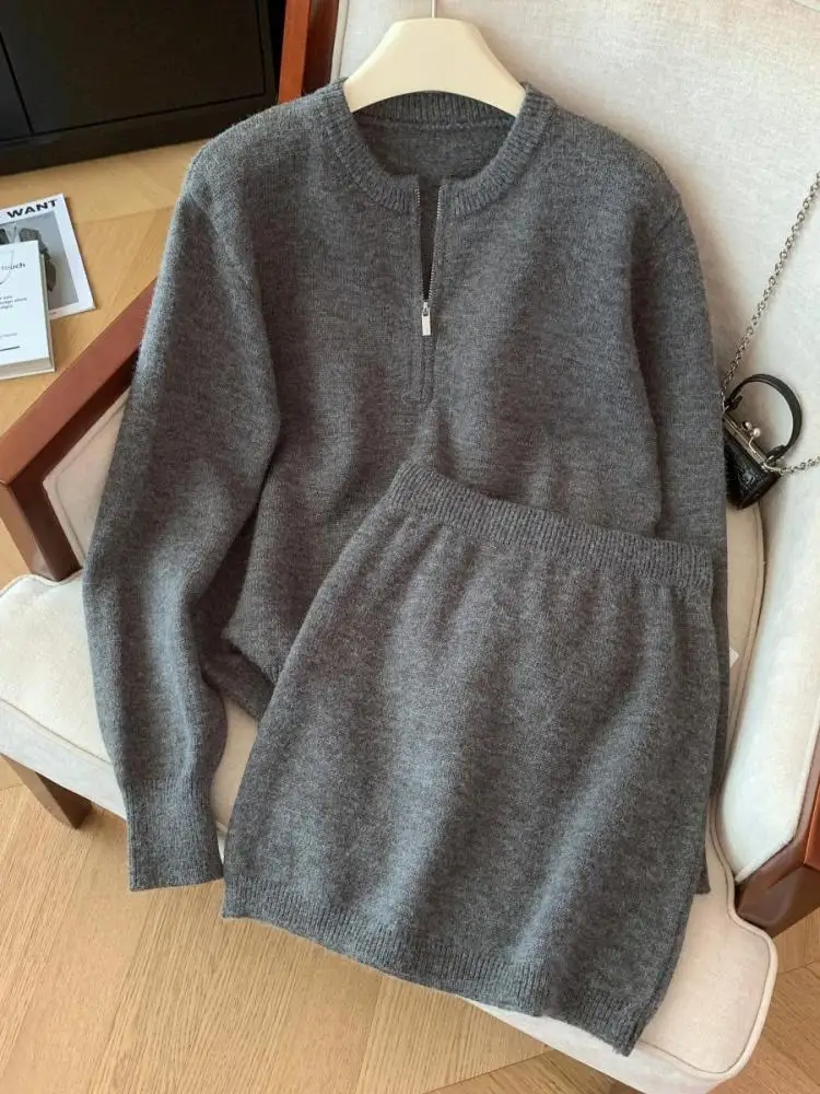 

Autumn Winter Women's Solid Round Neck Long Sleeve Half Zipper Sweater And High Waist Knitted Short Skirt Two-piece Set Popular