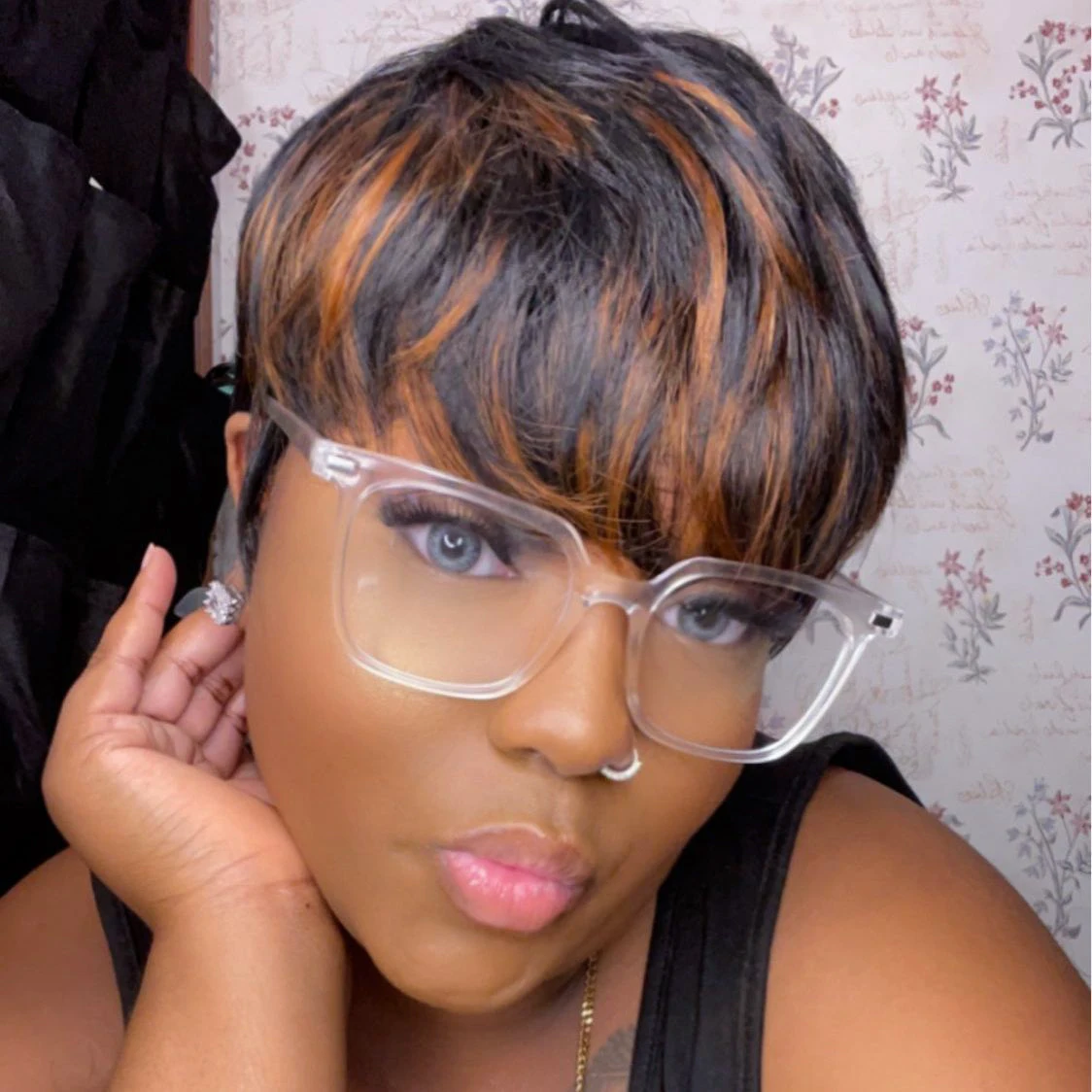 하이라이트 픽시 컷 혼합 Color1B/30 헤어 스타일 짧은 스트레이트 인간의 머리 가발 흑인 여성을위한 앞머리 기계 제작