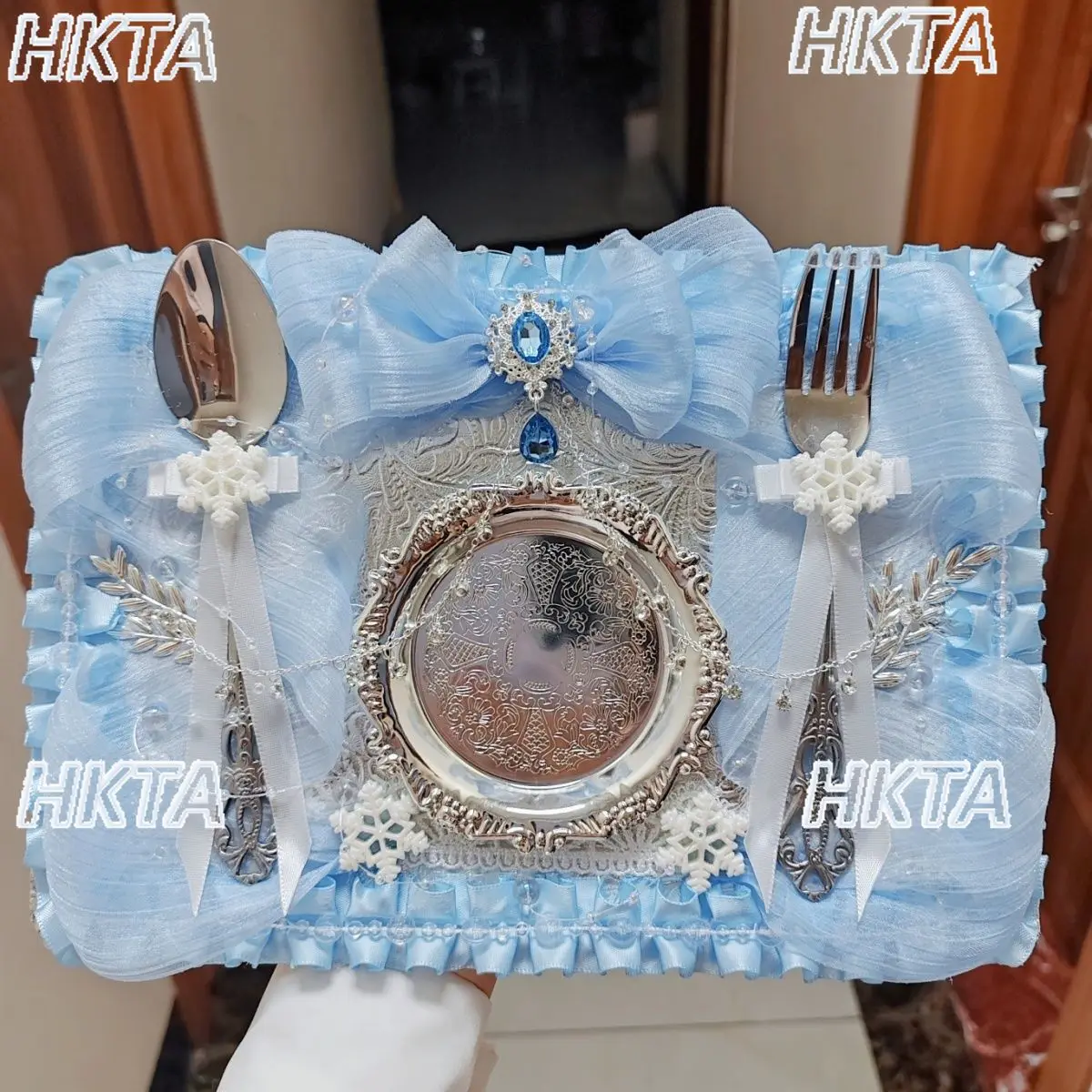 

Готовый оригинальный держатель для тарелок и столовых приборов в стиле свадебного платья, аксессуары для косплея, рюкзаков и сумок