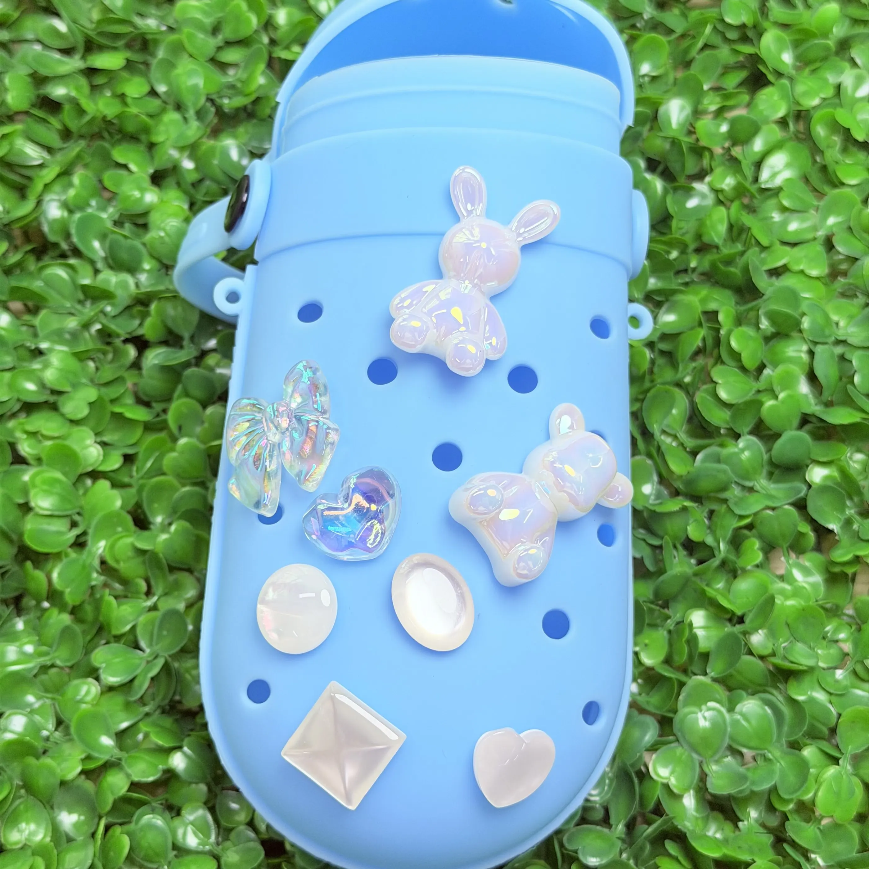 8Pcs White Rabbit Bear Heart Bow Resin Shoes Charms Set Shoe Accessories Clog Decorations for Sandals Perfect Gift for Women