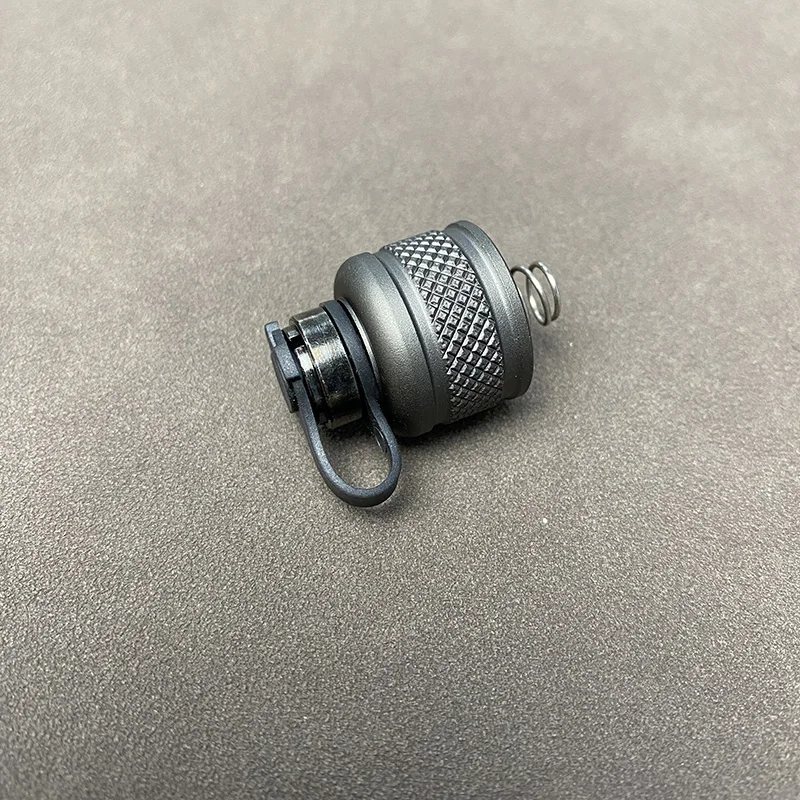 Interruttore Di Coda Per Torcia Tattica Scout Light – Tail Cap Switch Per M600 M300 PLH-V2