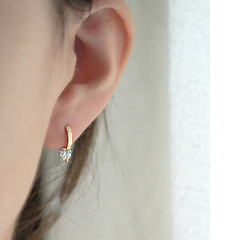 Silver Colour Classic Simple Shiny Zircon Earrings Gold Plating Crystal Stud Earrings Women Fine Jewelry Gift