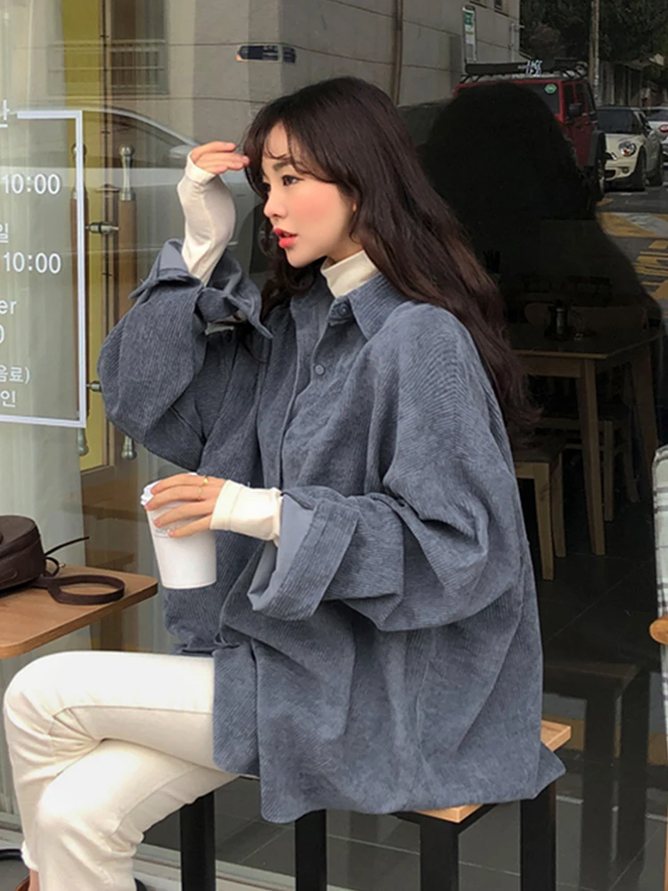 

Новая корейская шикарная женская рубашка, весенняя французская ретро-рубашка с лацканами на пуговицах, свободная повседневная вельветовая рубашка с длинными рукавами, пальто для женщин