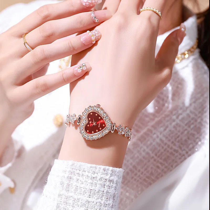 أزياء المرأة الساعات الفاخرة حجر الراين القلب الهاتفي كوارتز ساعة السيدات سوار ساعات المعصم ساعة Relogio