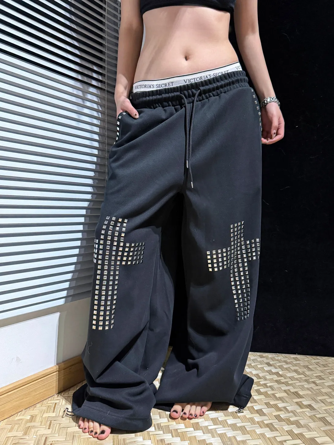 

Retro American Rhinestone Cross Loose Sweatpants ex Cleanfit Street Hip Hop Versatile Couple Wide Leg Pants Casual Trousers