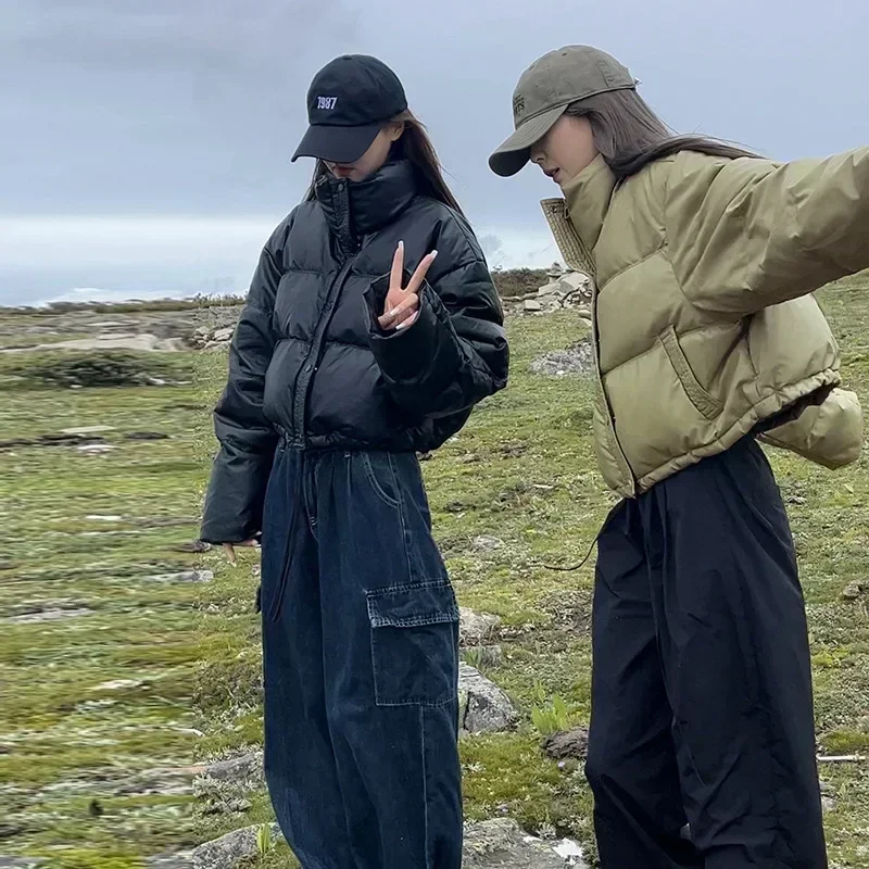 Imagem -02 - Jaqueta Acolchoada de Couro pu para Mulheres Parka Solta Espessa Jaqueta de Pão Pequena Curta Estilo Americano Nova Inverno