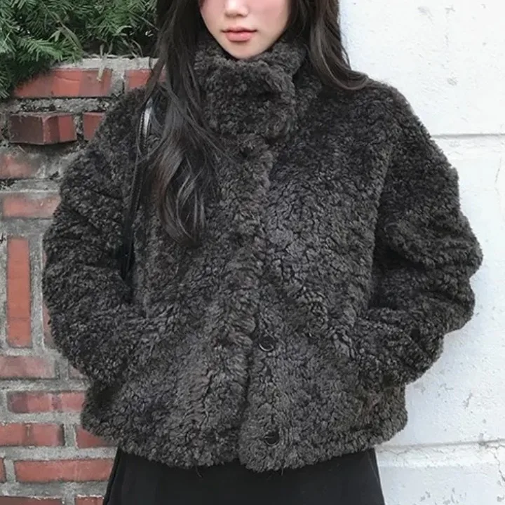 أنيقة الخريف الشتاء ort معطف فرو الضأن الدافئة الوقوف طوق كلية Sle المرأة ملابس خارجية تصميم الرجعية مكافحة الشيخوخة العصرية