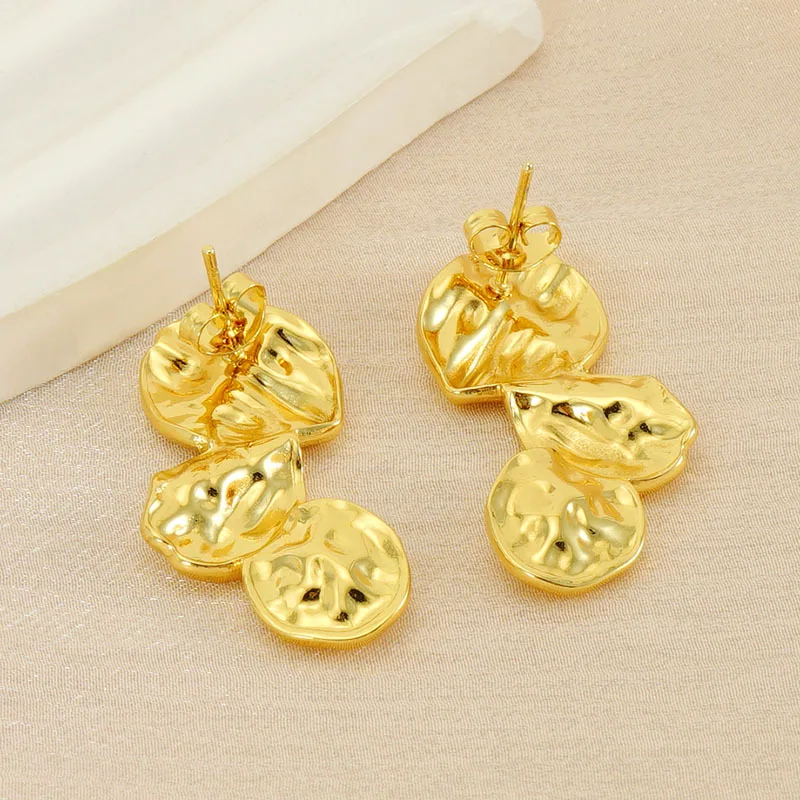 أقراط أذن بتصميم ريترو من الذهب عيار 18 قيراط من الفولاذ المقاوم للصدأ مجوهرات بسيطة وعصرية للسيدات