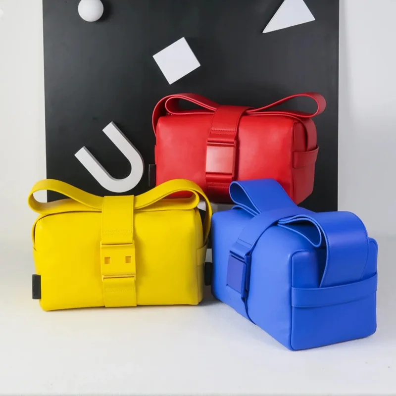 Unisex fitness toast bag, stylish sports square bag, 2026 new women's bag, soft leather single shoulder crossbody small bag
