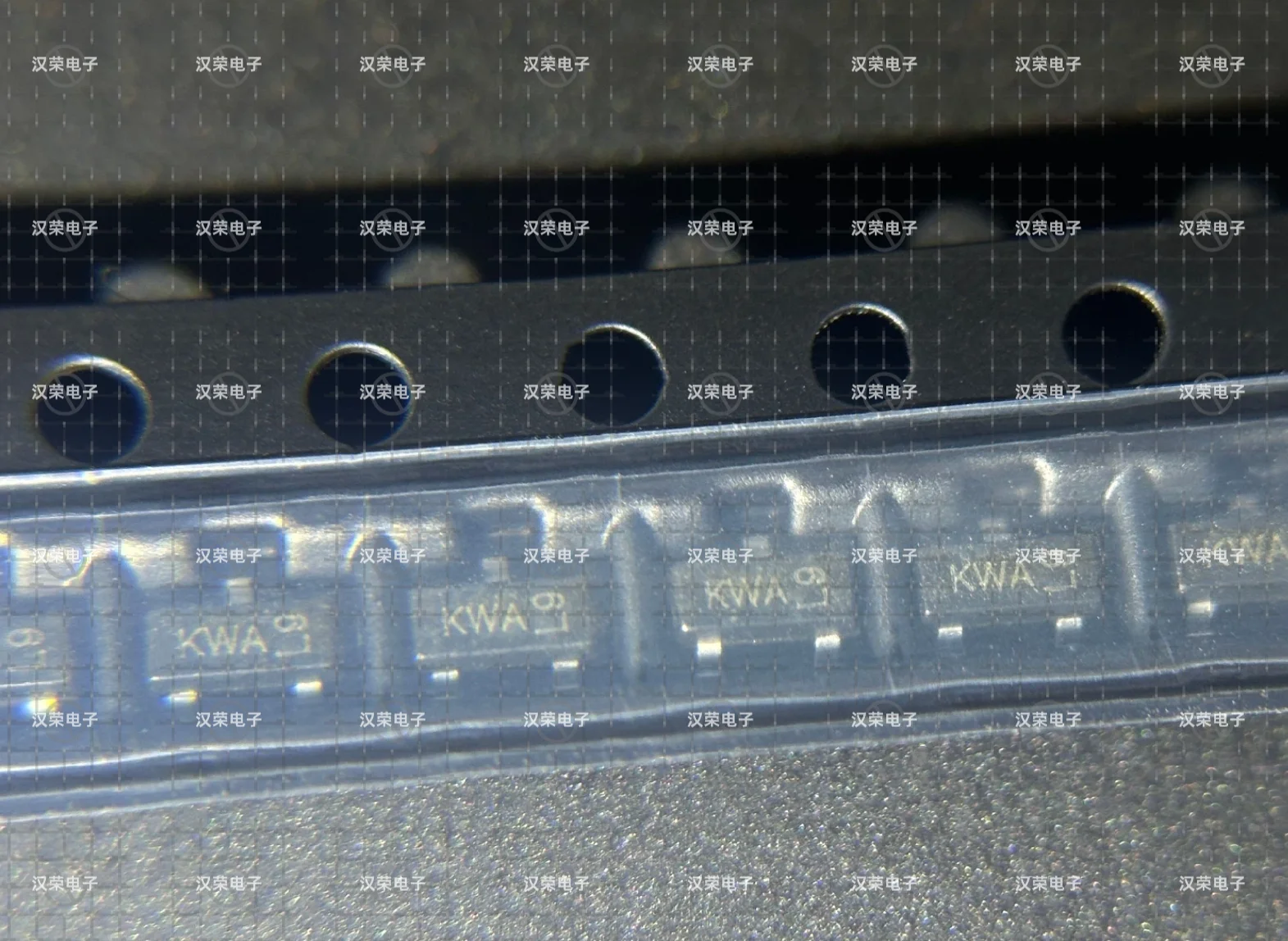 SDM40E20LA-7  KWA   surface mount Schottky diode   package SOT23 , 400mA, 20V