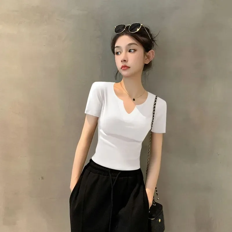 Women's Notch V Neck Short Sleeve Slim Fit Tee Basic Solid Casual Crop Top