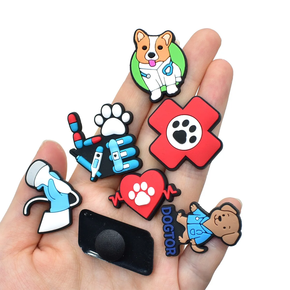 New Arrival 1-18Pcs Find a Vet Dog Doctor PVC Garden Shoe Charms Pet Care Sandals Buckle Accessories DIY Cute Bags