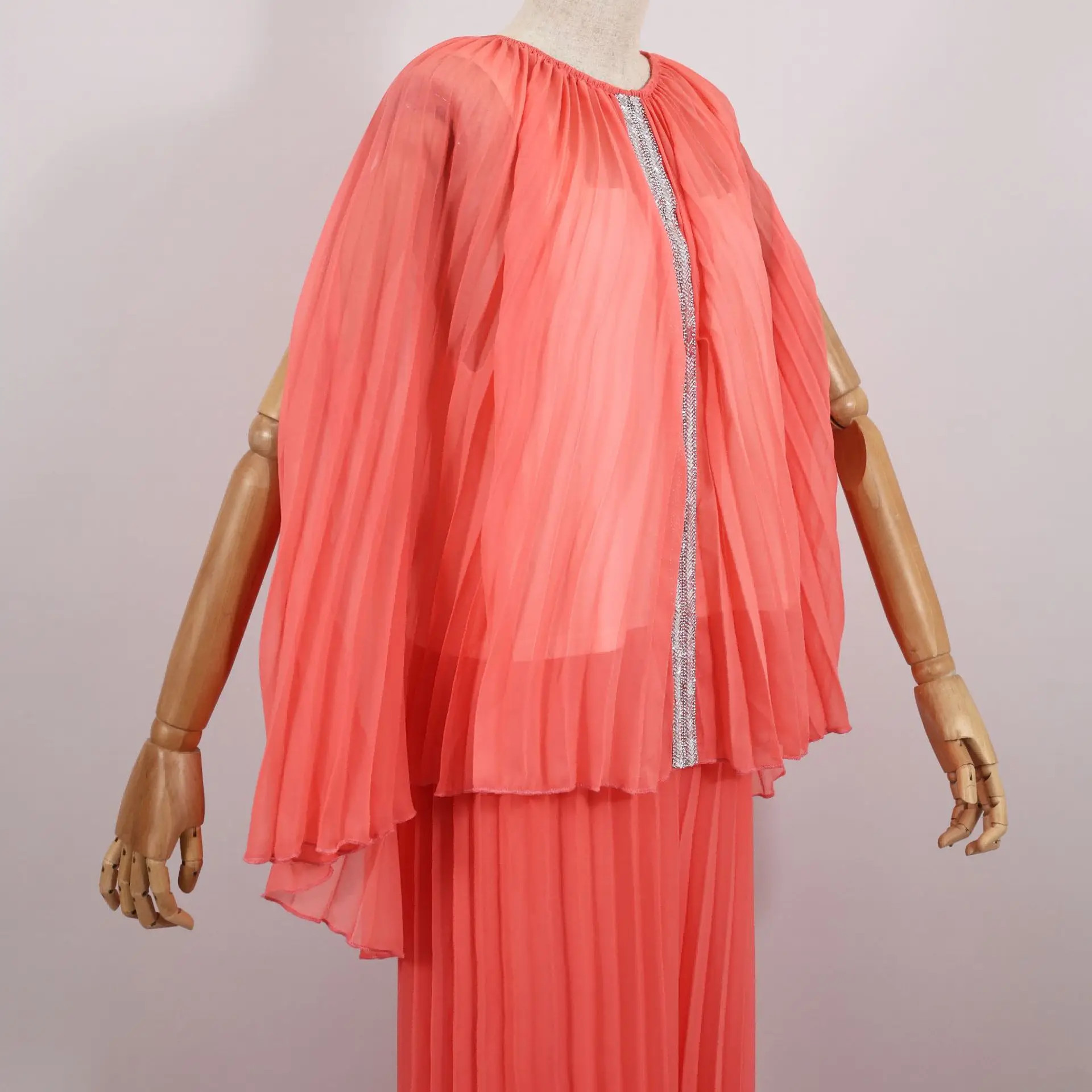 

Модные женские мусульманские комплекты, плиссированные топы и брюки, костюм, исламская одежда, турецкий кафтан, наряды Абая, халат Femme Musulmane, ансамбли