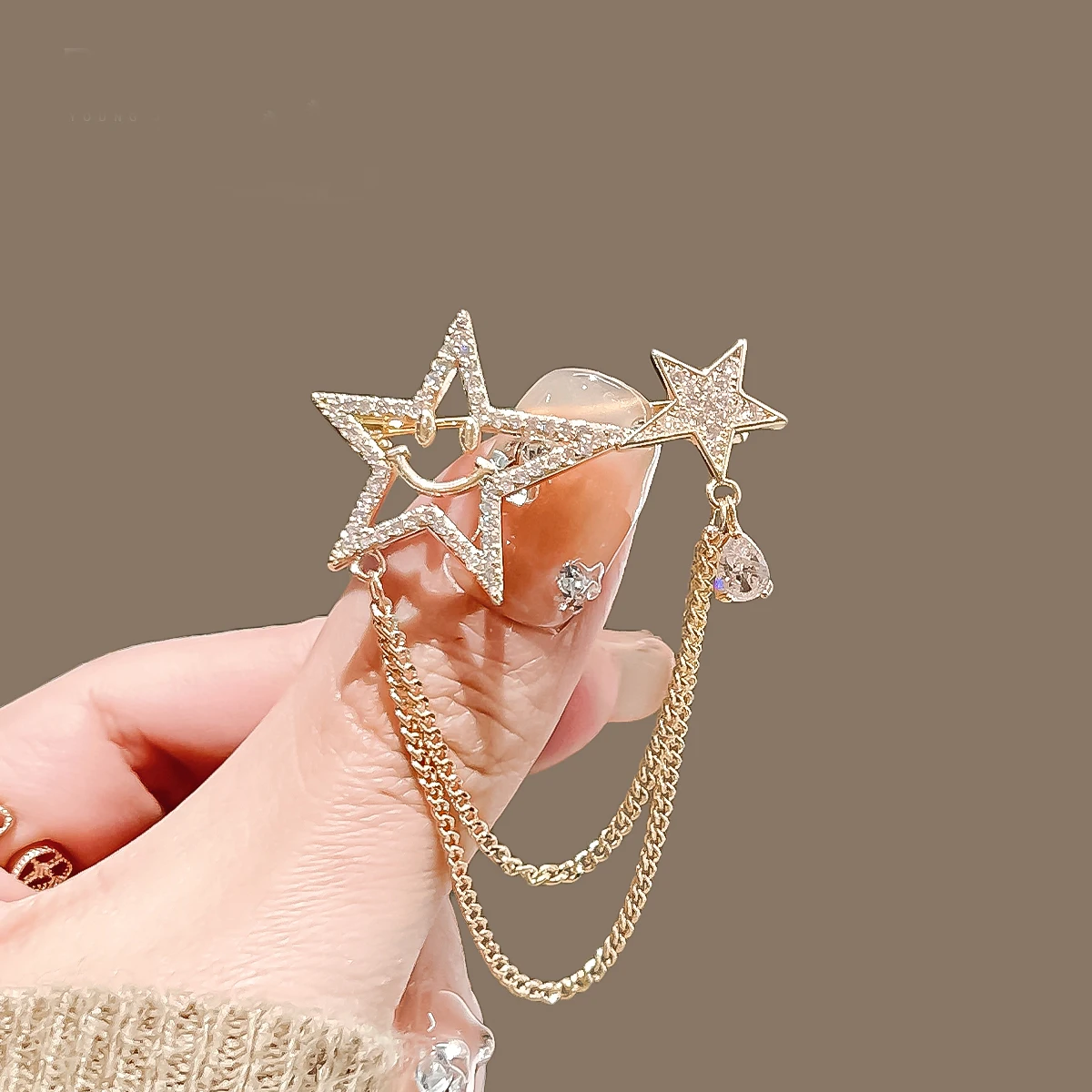 Fashion Tassel Chain Brooch Crystal Star Lapel Pin Retro Women Men Suit Shirt Badge Personality Punk Wedding Party Accessories