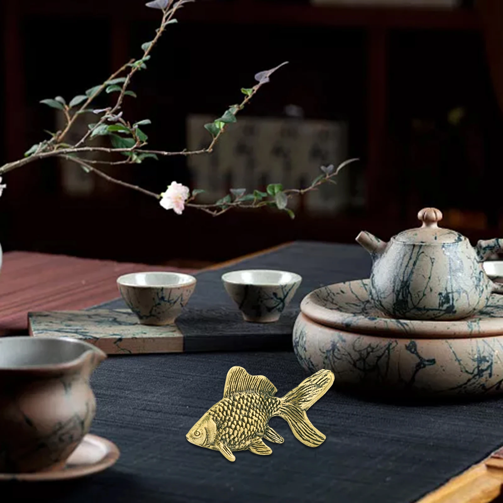 High Quality Brand New Convenient Bronze Ornaments Koi Indoor Outdoor Showcase Sturdy Goldfish Tea Pet Decoration