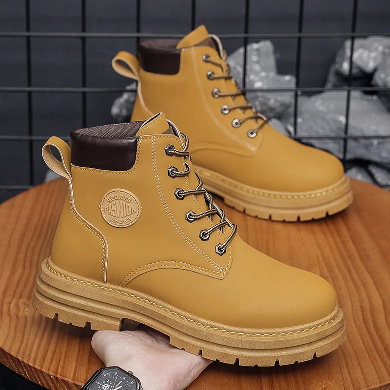 

In the autumn of 2025, the best-selling men's boots are British high-top men's leather boots and retro, versatile workwear boots