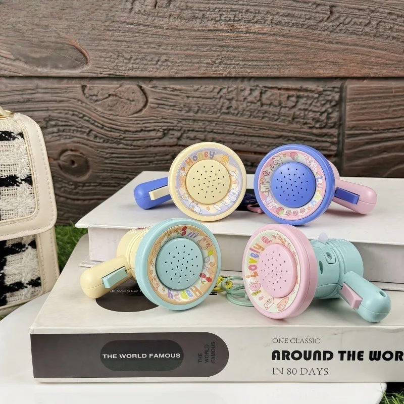 Cartoon Mini Recording Speaker Keychain Plastic Speaker Bag Hanging Toy Children's （Batteries not included）