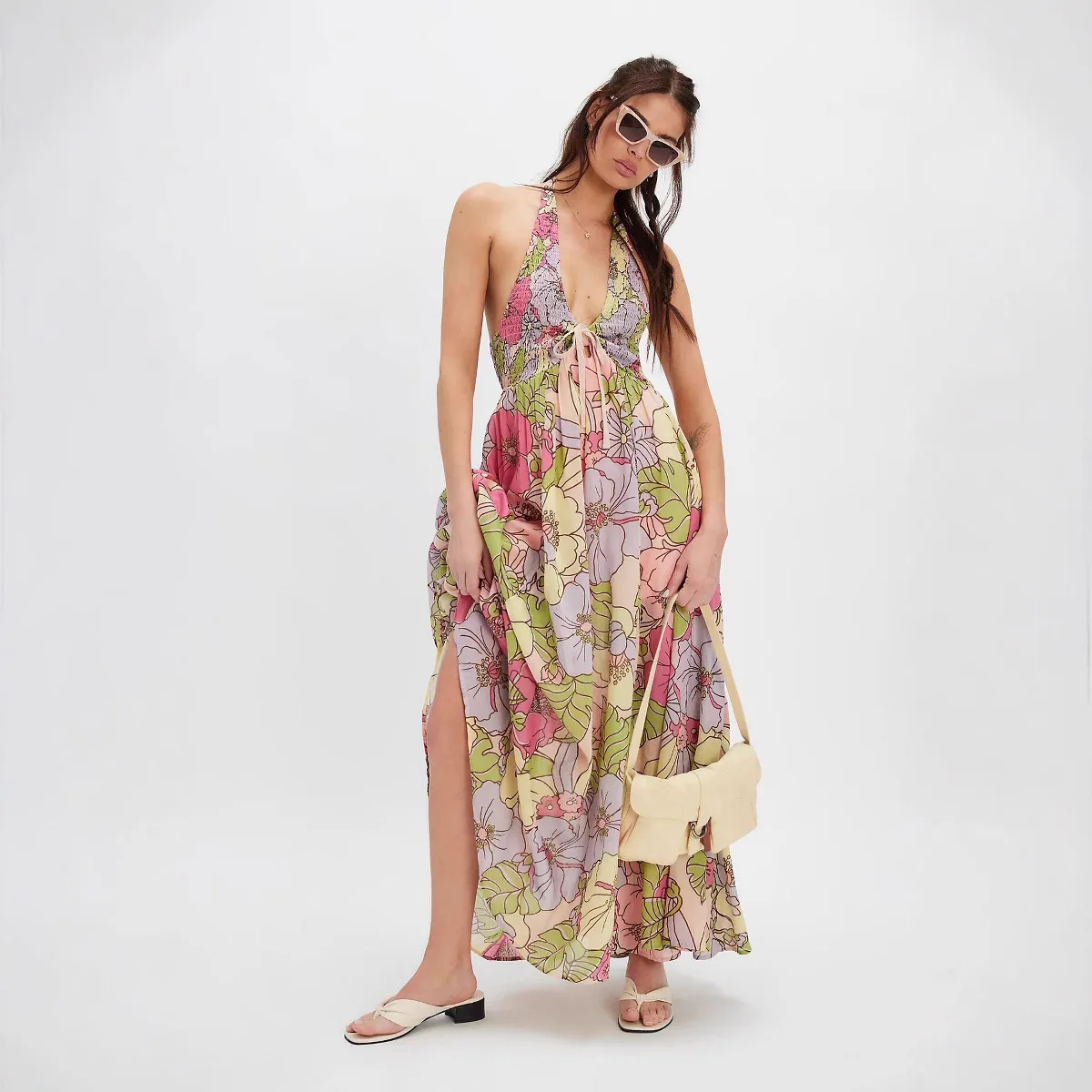 

2026 new summer Amazon V-neck tie-up halter dress