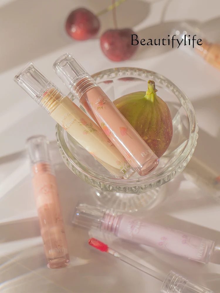 First kiss dew light lip glaze lip gloss mirror lip gloss is not easy to stick to the cup lipstick