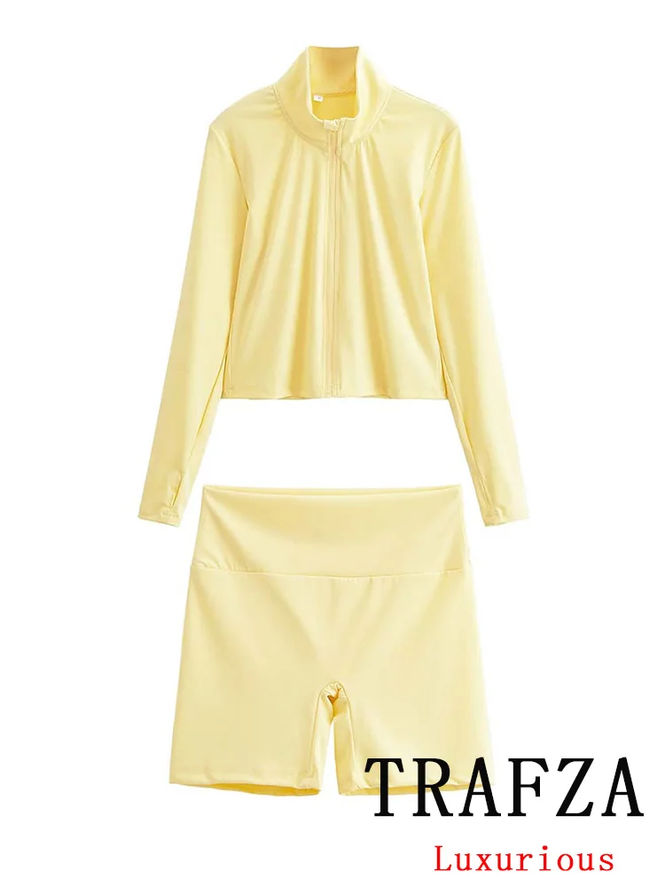 

TRAFZA Vintage Casual Chic Women Suit Yellow Solid Half High Collar Long Sleeve Zipper Top Slim Shorts Fashion 2025 Female Sets
