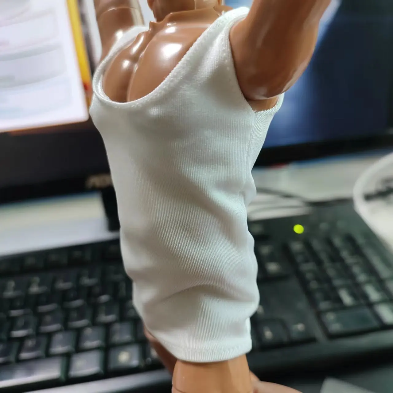 店内FB01 1/6スケールアクションフィギュア男性用服 強力ストレッチローネックベスト スリムフィット12インチ筋肉質男性ボディフィギュア用