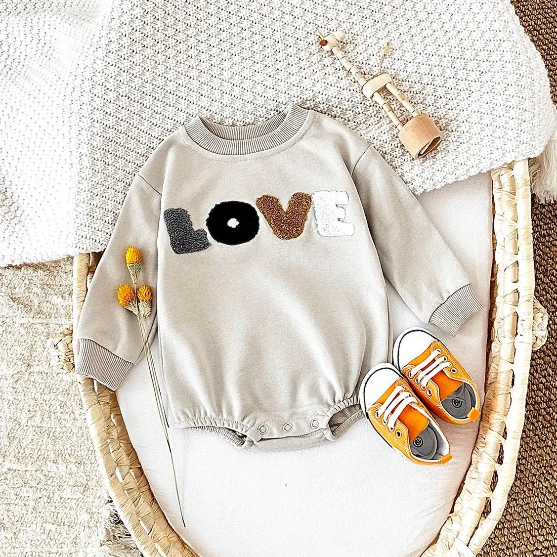 Baby Girl Clothes Infant Bubble Romper Cute LOVE Letter Embroidery Soft Cotton Jumpsuit Autumn Newborn Baby Boy Clothes Bodysuit