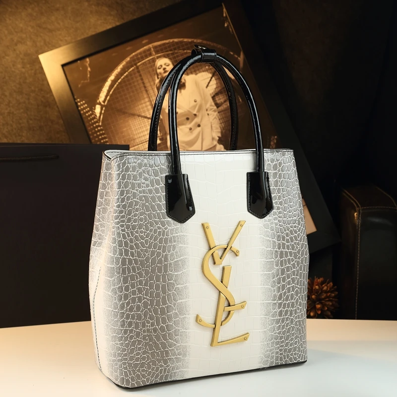 

2025 New Crocodile Pattern Leather Women Handbags Elegant Fashion Tote Bag Versatile Large Capacity Shoulder Messenger Bags