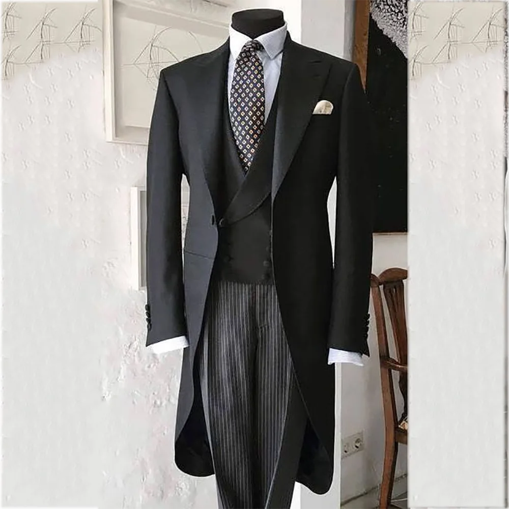 

Elegant Groom Wedding Suit 3 Pieces Regular Fitted Peak Lapel Fashion Outfit Best Man Guest Male Suits(Blazer+Pants+Vest)