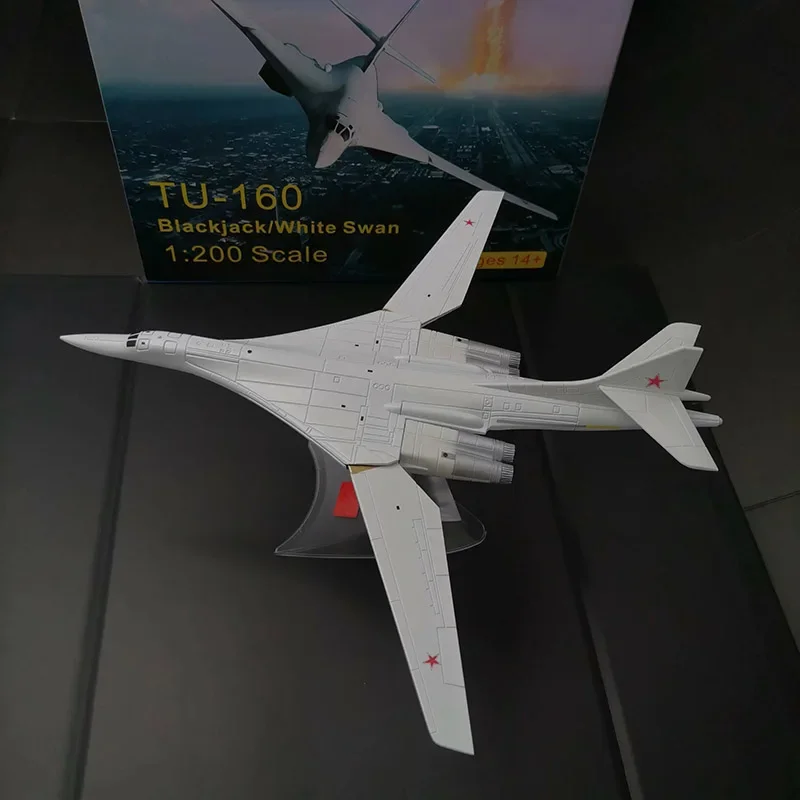 Replica Model Toy Scale 1/200 Russia Air Force Tupolev TU-160 TU160 Alloy Aircraft Metal Replica Airplane Model Toy For Coll