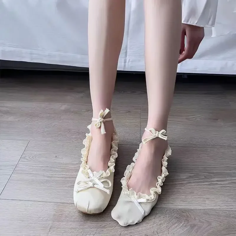 

1 pair Short Lace Socks Ballet Lace Tie Women Boat Sock Anti slip Bow Short Sock Girls Japanese Mary Jane Ballet Shoes Socks