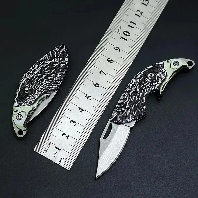 Creative mini folding knife, all-steel folding knife, eagle-head decorative knife, outdoor key knife