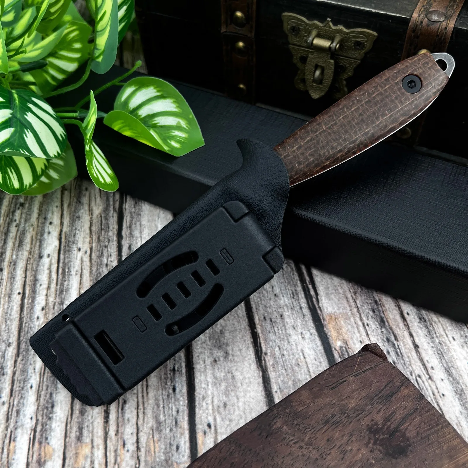 Fixed Blade Knife Wilderness Jungle Hiking Rock Climbing Camping BBQ Picnicking Fishing Multi-functional EDC Tool