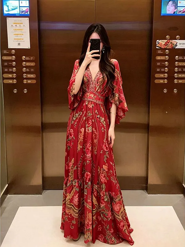 Red Floral Print V-Neck Waist-Cinching Dress Women's plus Size Long Dress Holiday Style High-End Feel Standard Fit Maxi Dress