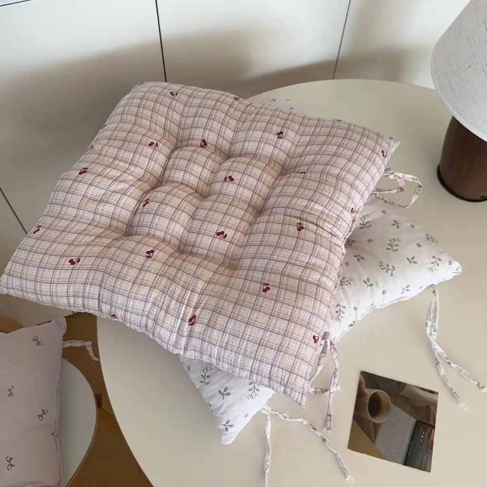 New Soft Tatami Cushion Large Floral Floor Mat with Fixing Strap Thicken Pillow Cushion For Home Balcony Window