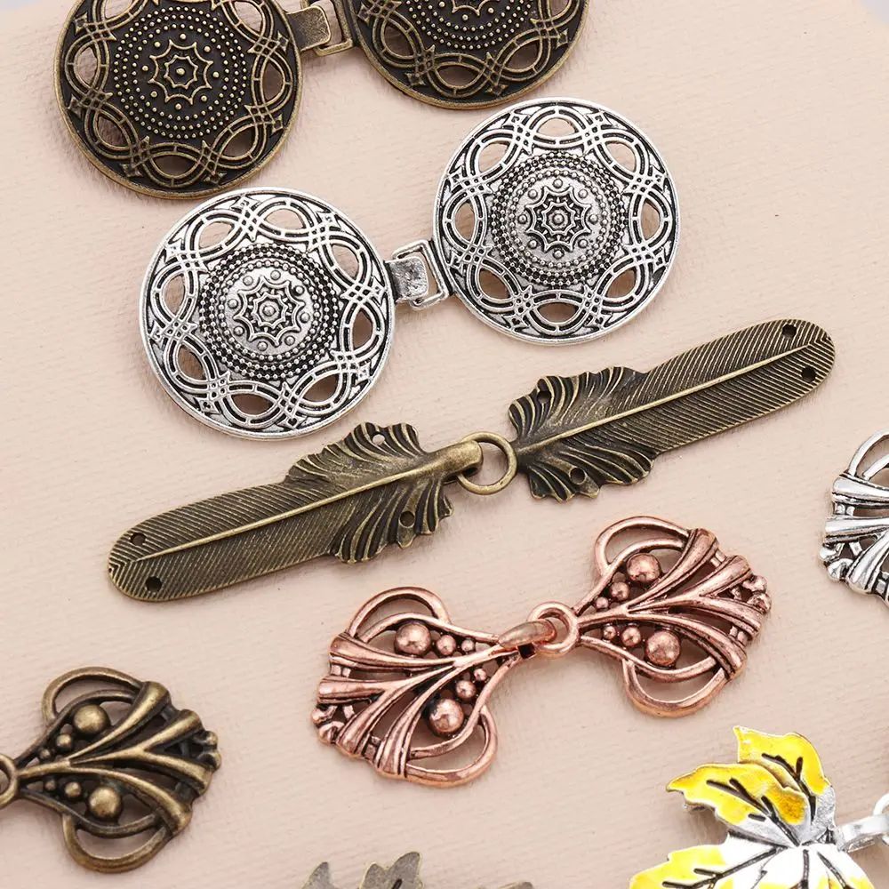 Fashion Charm Gift New Retro DIY Cardigan Clip Sweater Blouse Pin Clip Clasps Shawl Brooch