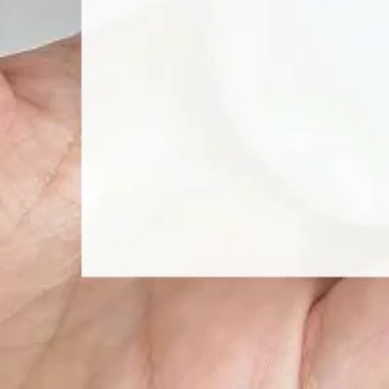 Mignon flocon de neige écharpe bonhomme de neige en peluche poupée porte-clés Kawaii bonhomme de neige hiver en peluche jouet sac à dos pendentif accessoires cadeaux