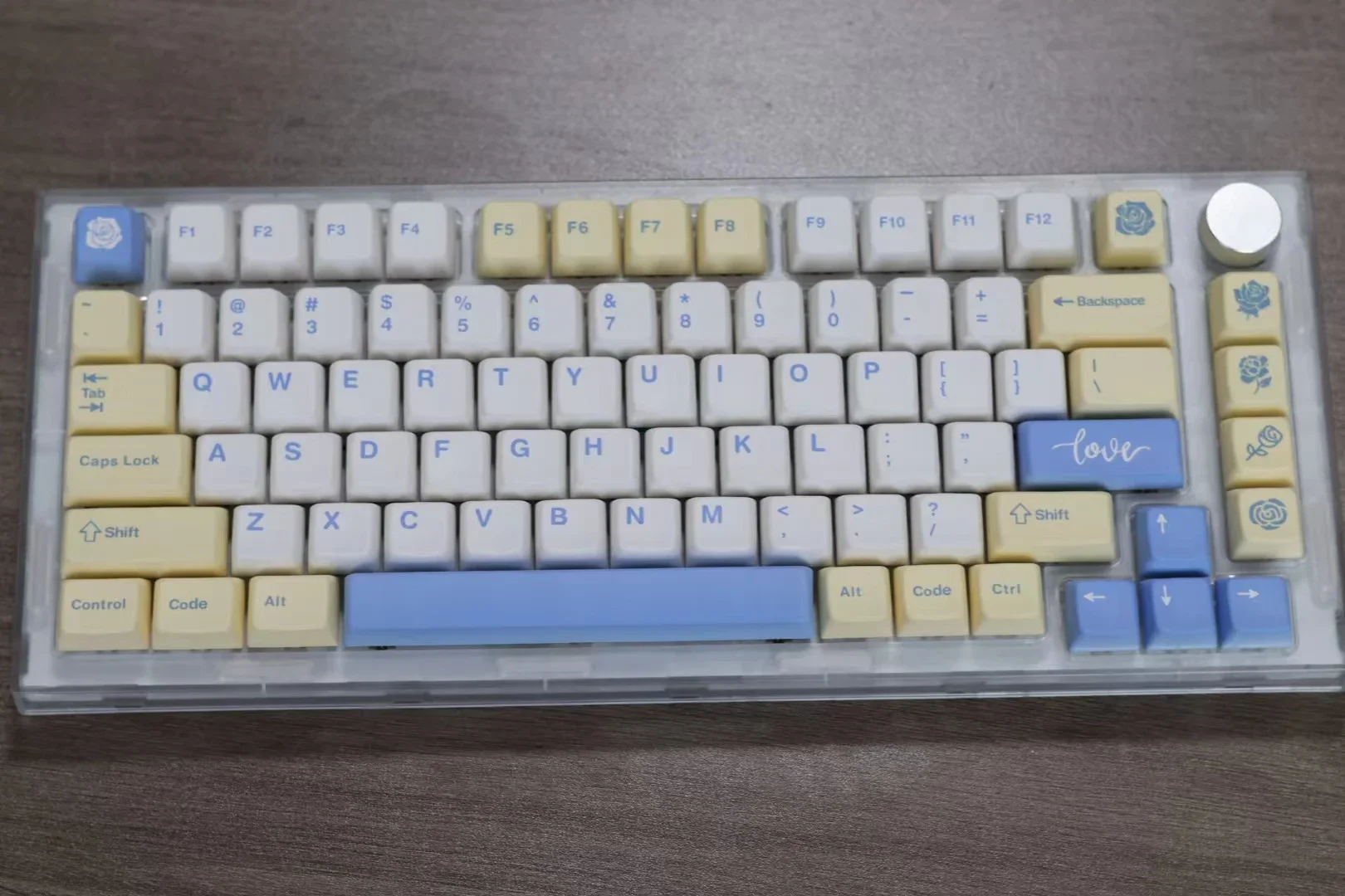 

Rose Crisp MDA Height Five-sided Sublimation Keycap PBT Material Suitable for 61/104/68/87/980 and other machinery