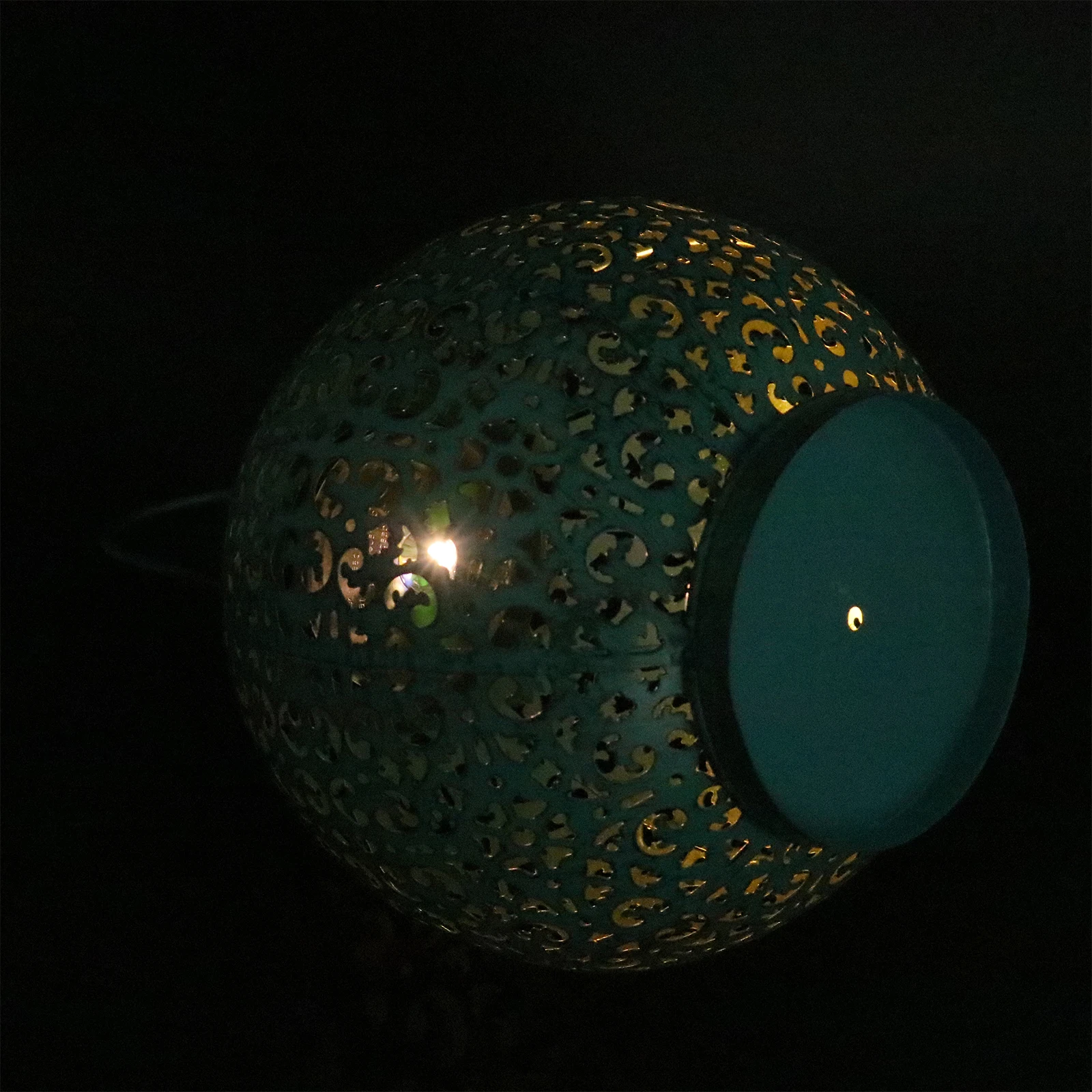 

Hanging Durable Iron Garden Lantern Outdoor Decor Solar Lamp Decor Yard Light Solar Outdoor Hanging Lamp Powered