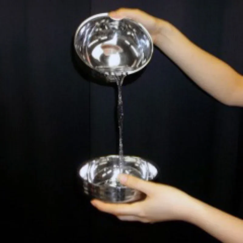 

Water From Above Bowl Empty Bowl Appearing Water (small,dia 11.2 x H 5cm) Magic Tricks Close Up Magia Illusion Gimmick Props