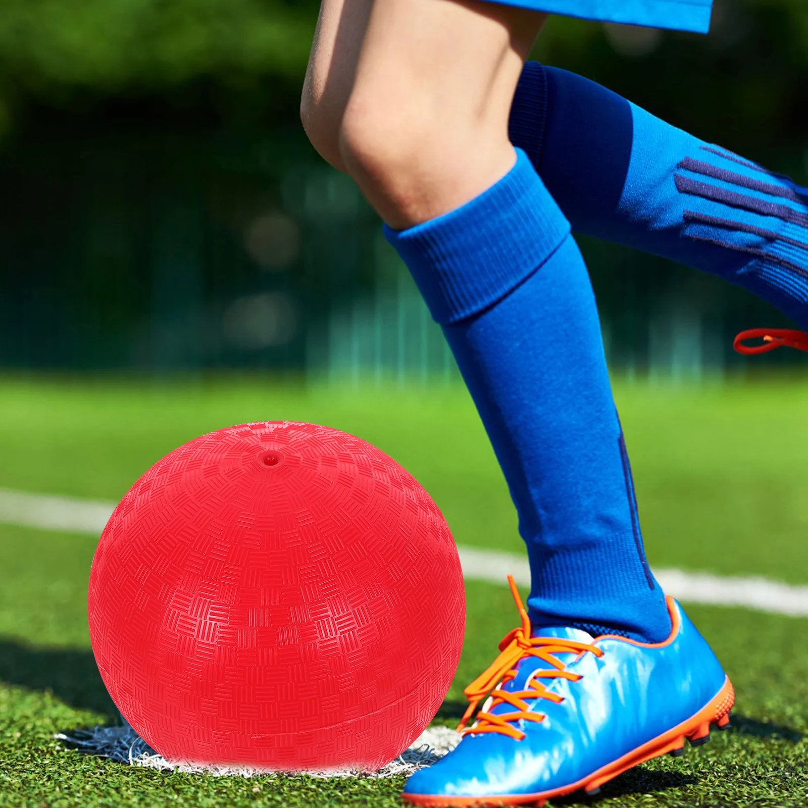 

2Pcs Kids Outdoor Playground Ball 8.5 Inch Lightweight Bounce Ball for Soccer Training Kickball Games School Recreation