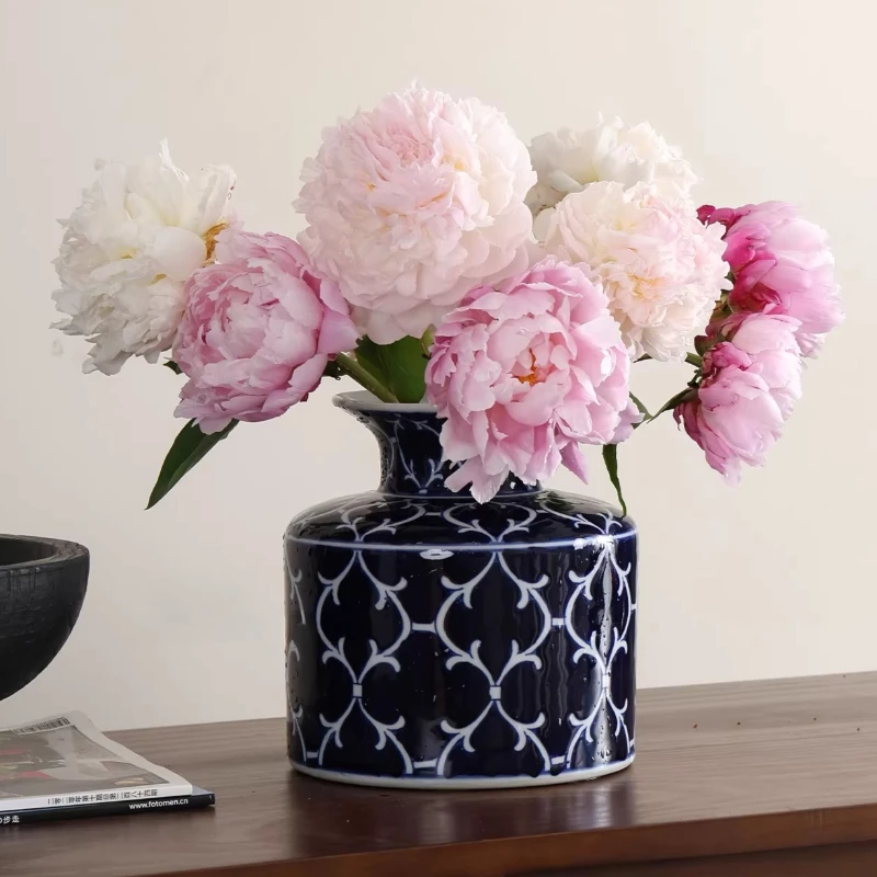 Chinese Retro Ceramic Vase Luxury Blue and White Porcelain Decor for Living Room Entrance Large Belly Flower Arrangement Vase