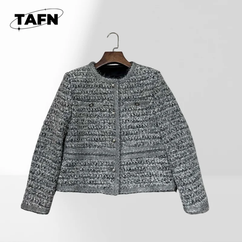 

Classic Women's Suit Blazer Jacket Stylish & Comfortable Comfort Fit Women's Blazer Stylish for Work & Casual AI1404