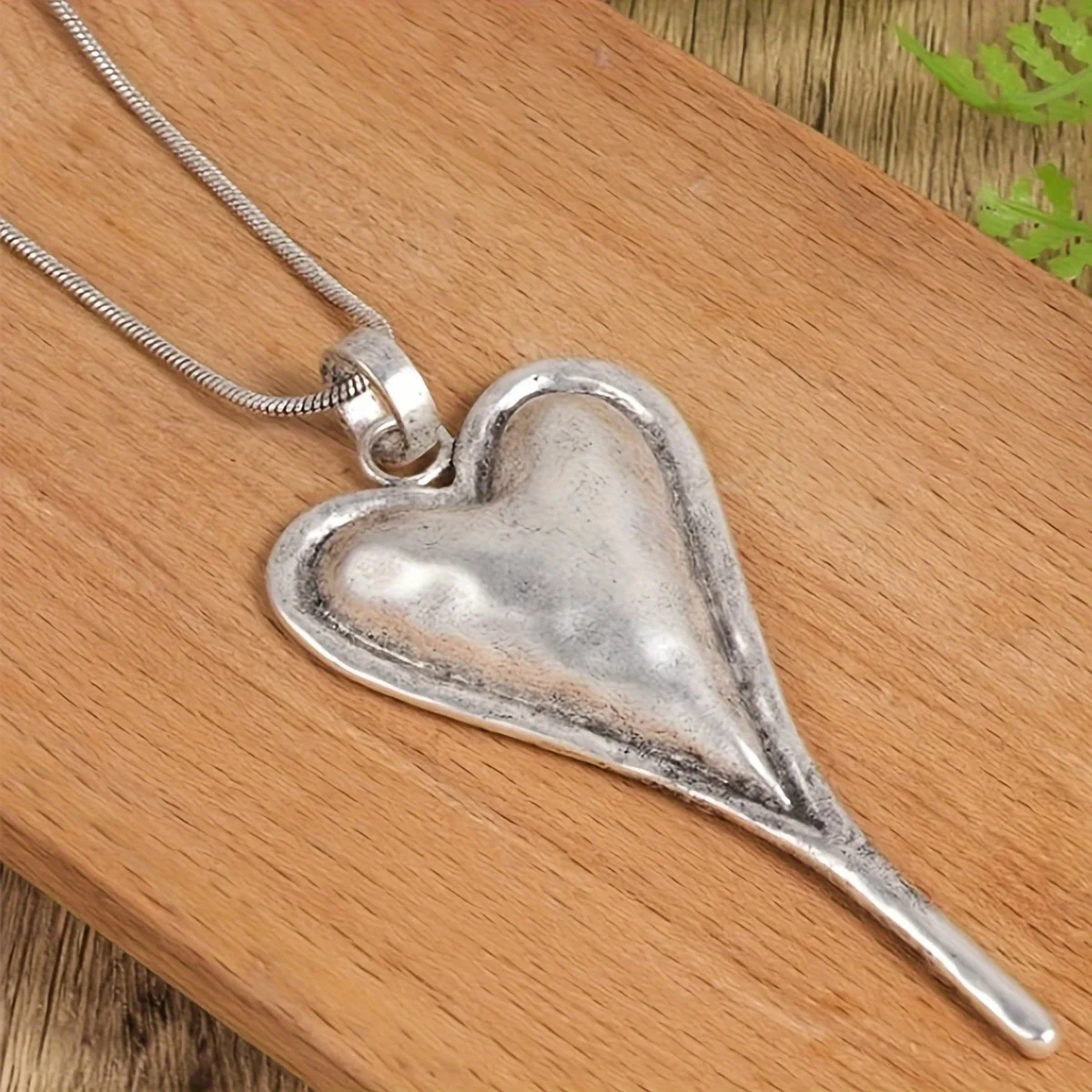 1PC Vintage Boho Zinc Alloy Heart Pendant Necklace For Women Valentine\'s Day Necklace Jewelry Gift  Aesthetic